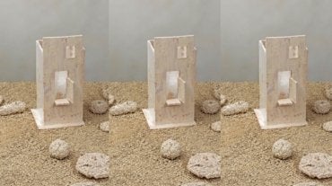 Casa - Marília Diaz 2021 
Cerâmica, rocha ígnea em decomposição